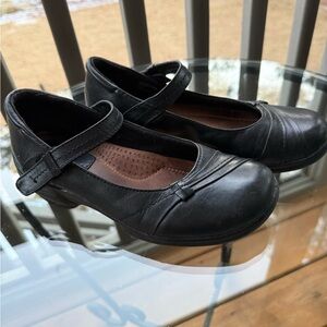 Earth Origins Black Mary Jane Flats